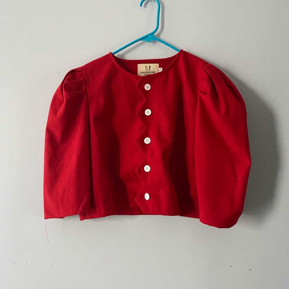 Fashion brand company zig zag button down top